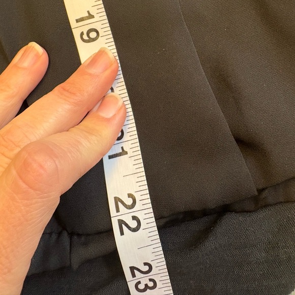 Anthropologie Deletta Black Sleeveless drape feminine vneck Relaxed Blouse small - Picture 7 of 7